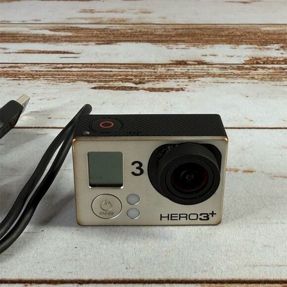 GoPro HERO3+ Black Edition Action Camera 11MP Wi-Fi Compact Durable - Picture 2 of 6